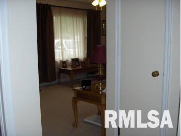 716 East 4th Street Flora, IL 62839 - Photo 11 of 17 Gallery Image 11