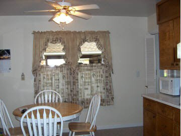 716 East 4th Street Flora, IL 62839 - Photo 6 of 17 Gallery Image 6