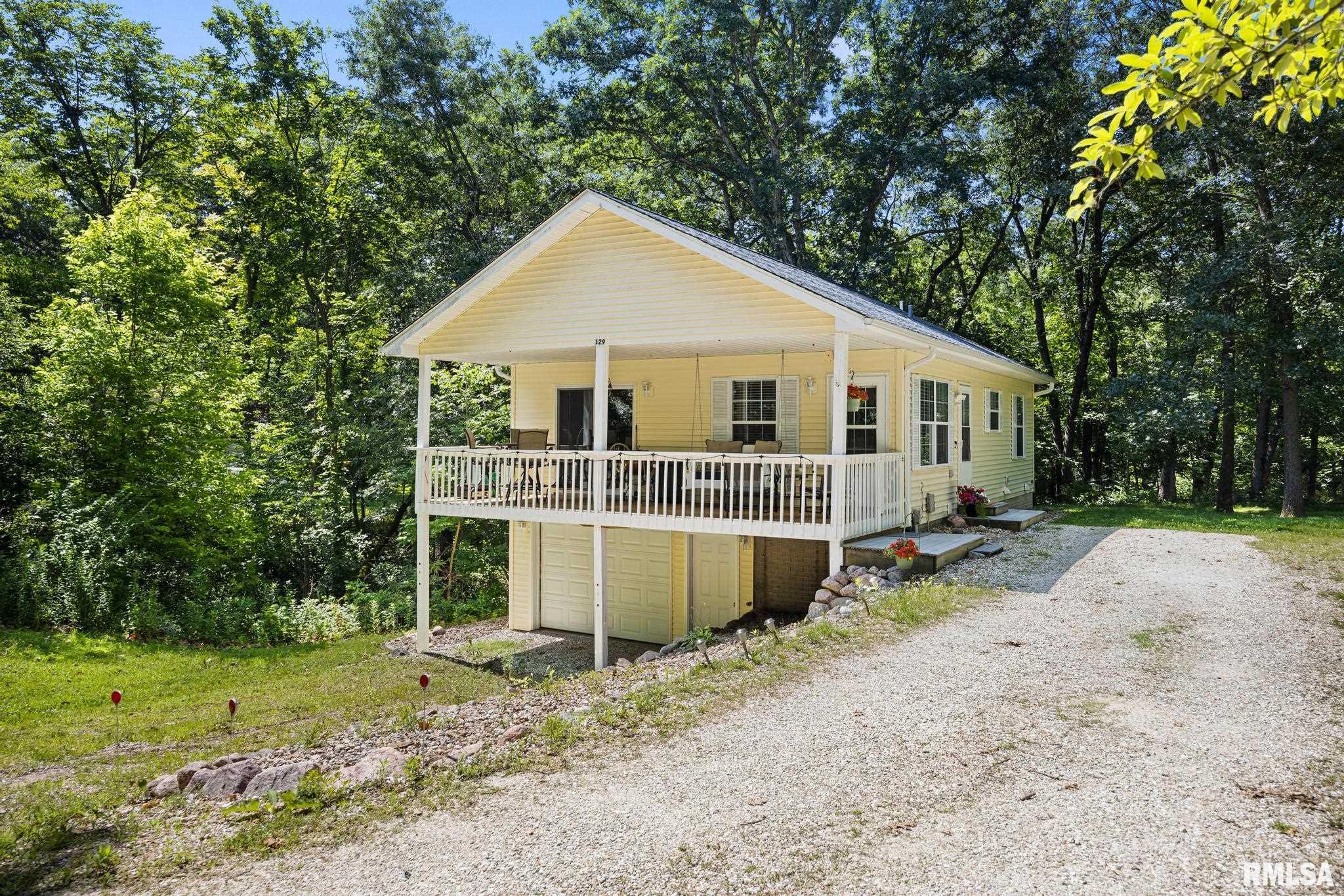 1129 Lakeview Road South Dahinda, IL 61428 - Photo 2 of 34