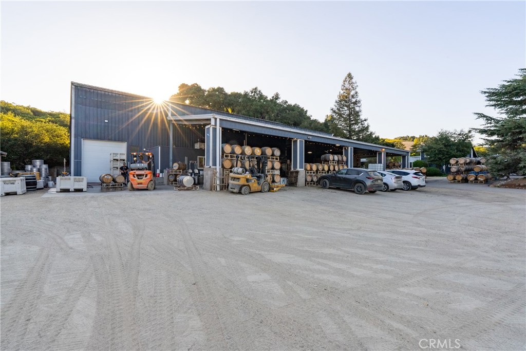2925 Anderson Road Paso Robles, CA 93446 - Photo 59 of 69 Gallery Image 59