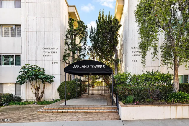 $979,000 | 385 South Oakland Avenue, Unit 205, Pasadena, CA 91101