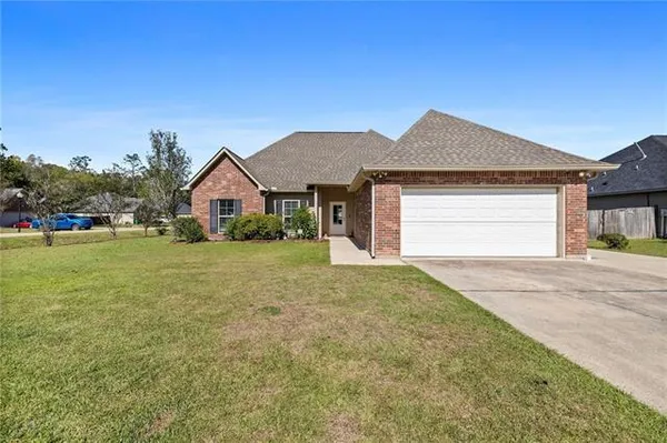$1,900 | 22157 Fen Street, Ponchatoula, LA 70454