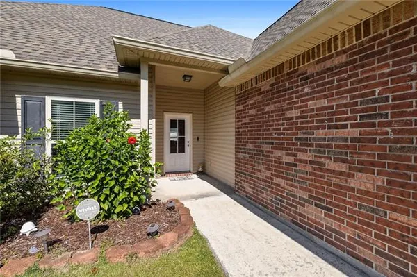 $1,900 | 22157 Fen Street, Ponchatoula, LA 70454