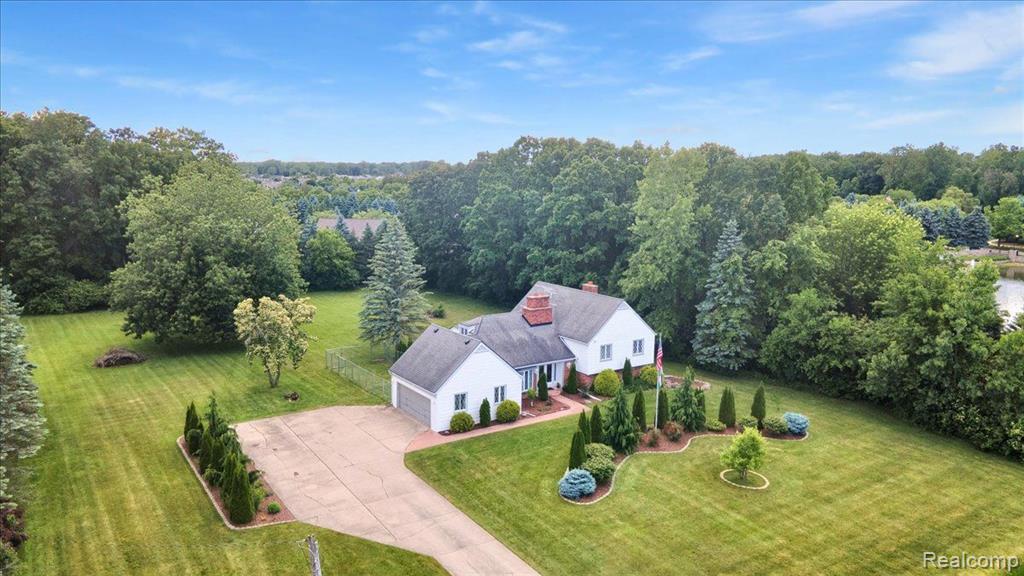 24350 Arsenal Road Flat Rock, MI 48134 - Photo 3 of 33 Gallery Image 3