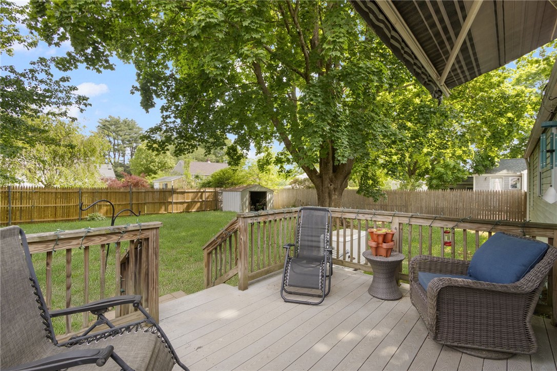 100 Penguin Avenue Warwick, RI 02818 - Photo 31 of 42