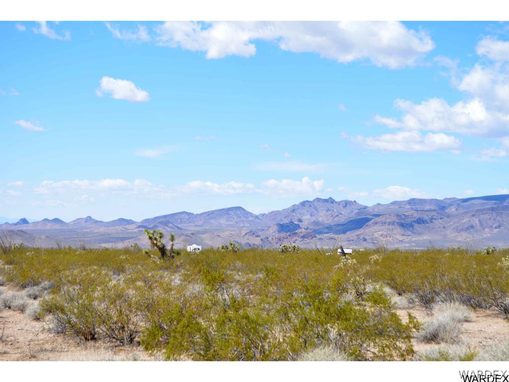 Lot 3381 West Santa Fe Ranch Road Yucca, AZ 86438 - Photo 1 of 11 Gallery Image 1