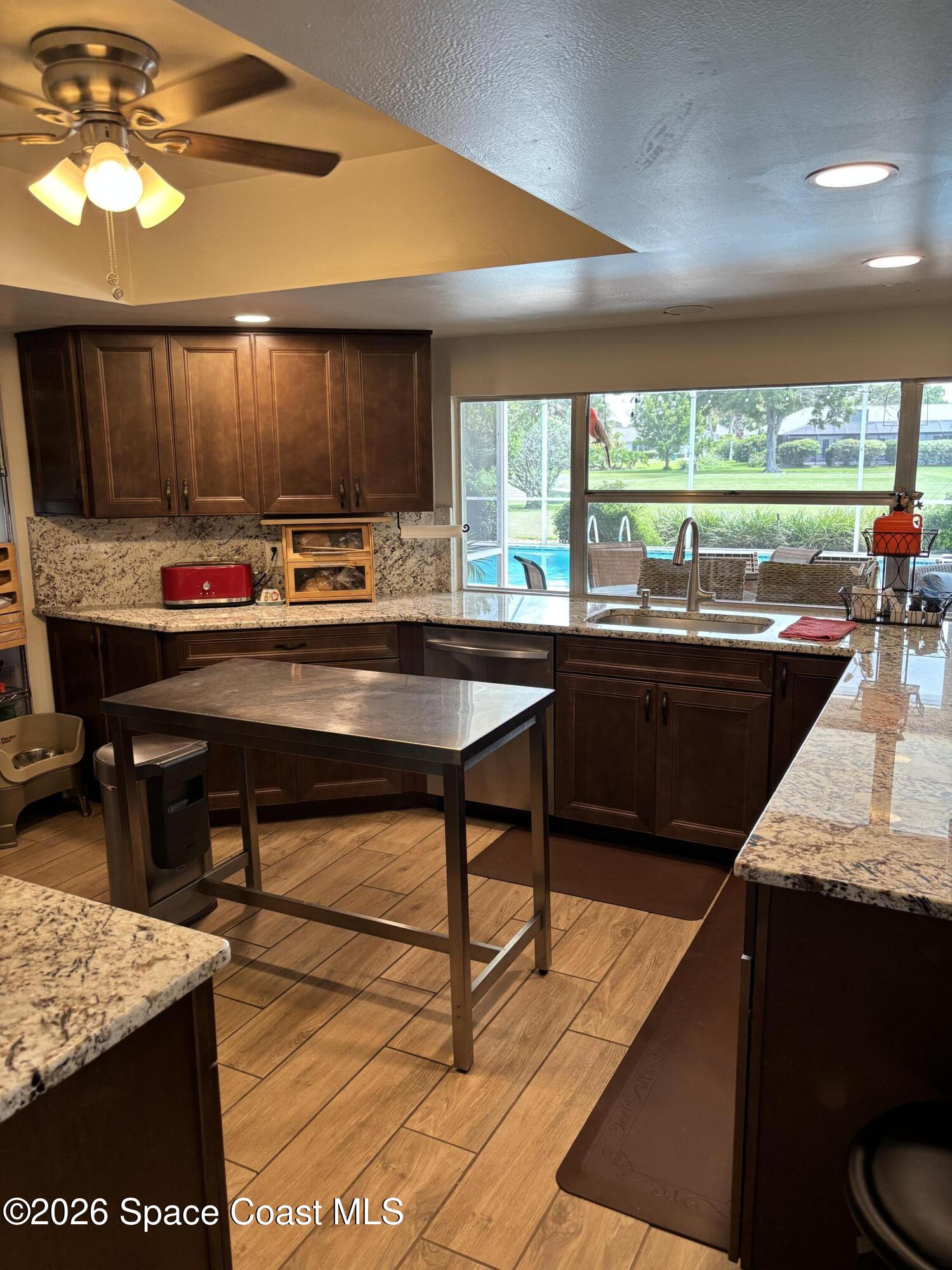 531 Inverness Avenue Melbourne, FL 32940 - Photo 8 of 29 IMG_5994