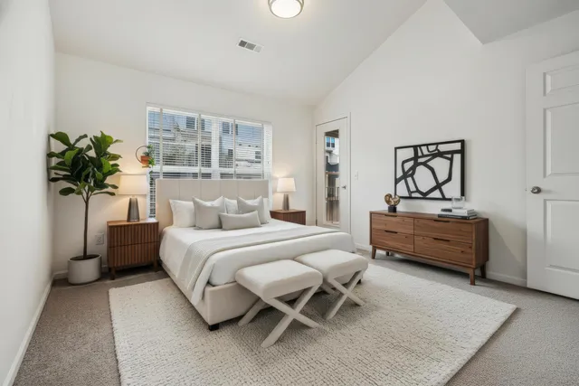 $195,000 | 1655 Campau Farms Circle, Detroit, MI 48207