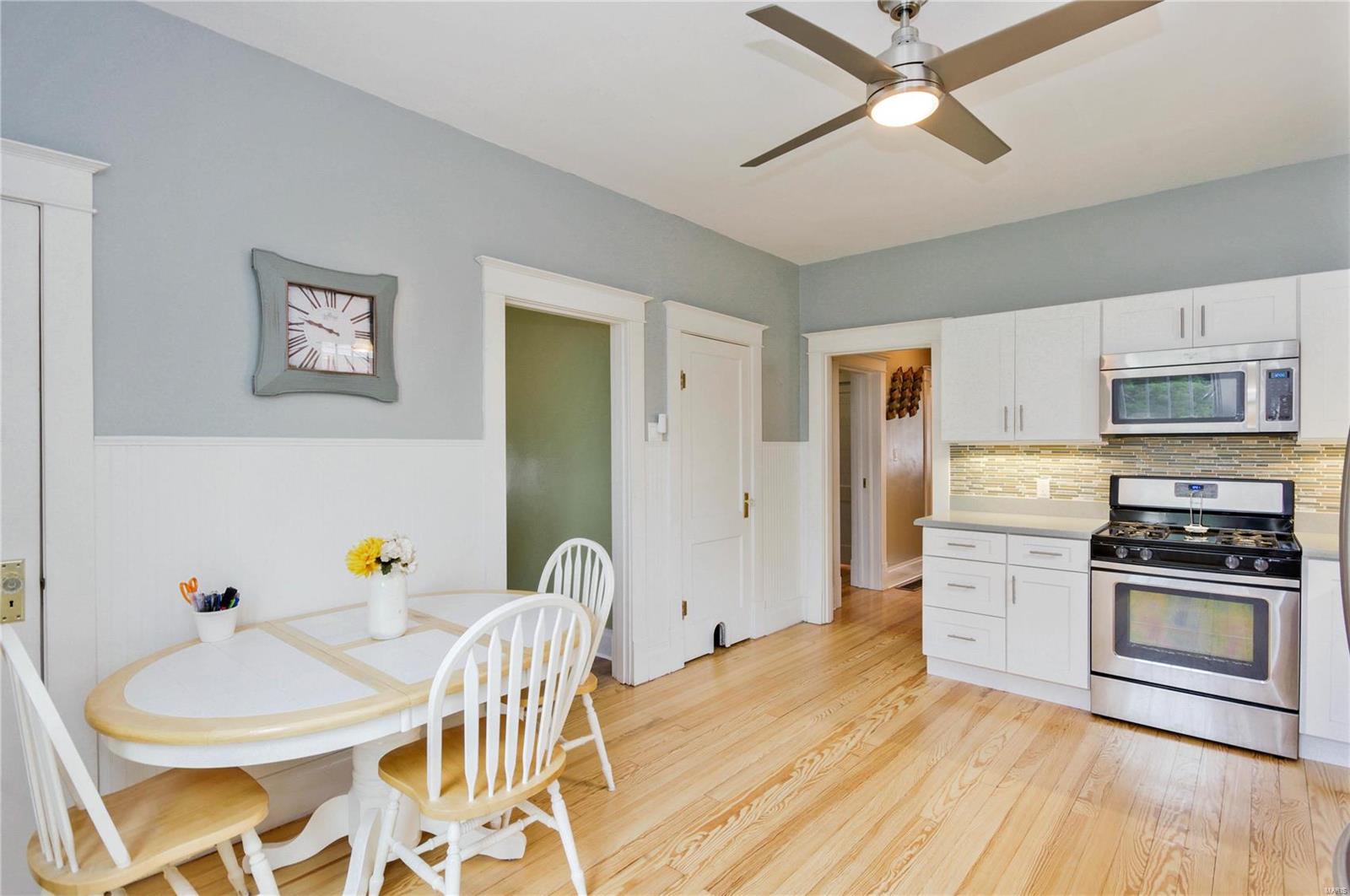 208 East 4th Street Waterloo, IL 62298 - Photo 11 of 22 Gallery Image 11