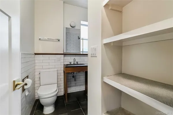 $575,000 | 86-10 34th Avenue, Unit 522 | Jackson Heights