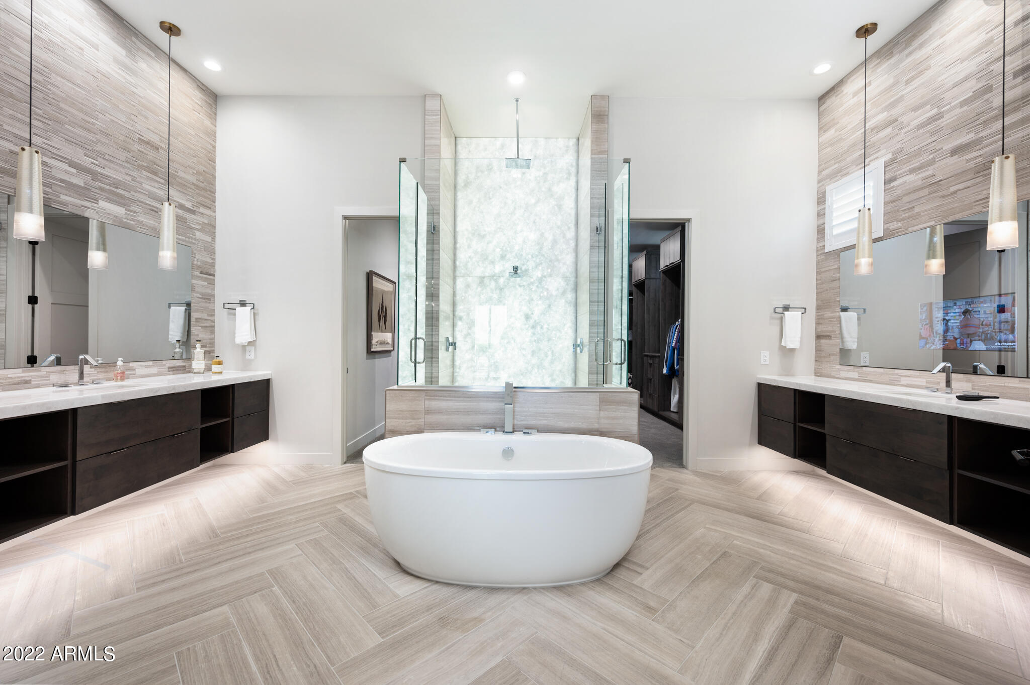 17338 East Bobwhite Way Rio Verde, AZ 85263 - Photo 25 of 77 Custom Lighting Behind Onyx Stone
