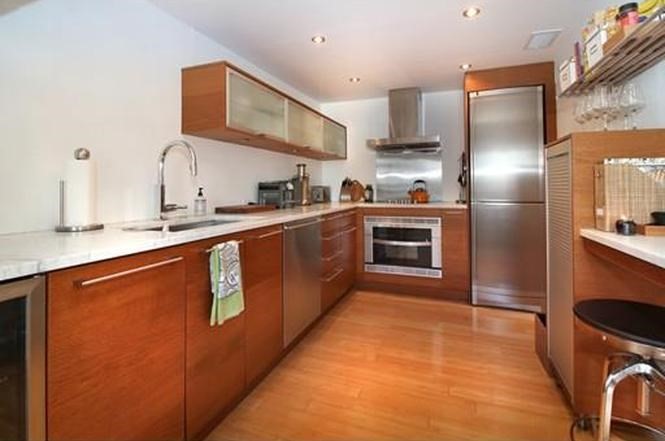 158 F Street, Unit 4 Boston, MA 02127 - Photo 5 of 8
