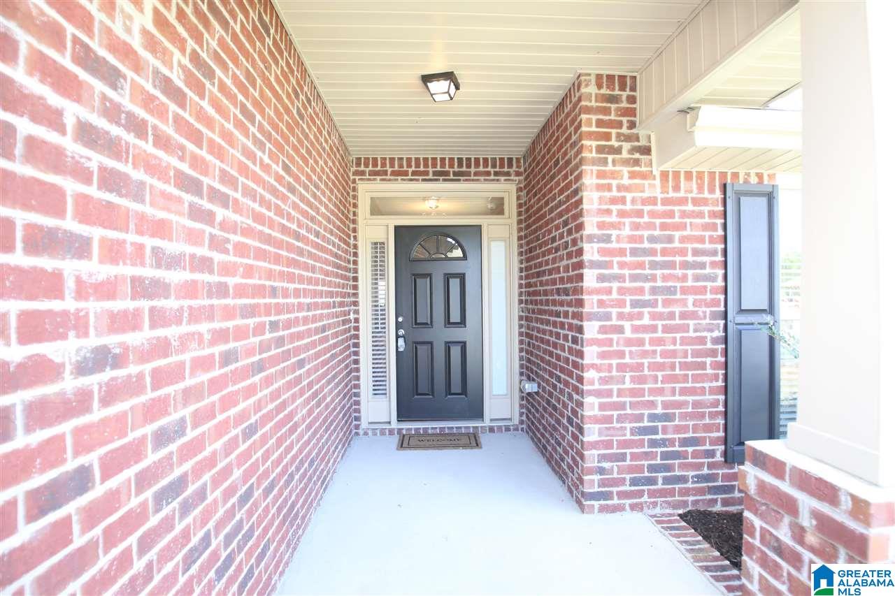 216 Crisfield Circle Alabaster, AL 35007 - Photo 3 of 20
