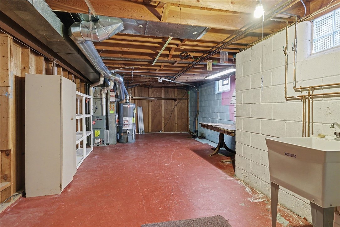 29 Amesbury Road Henrietta, NY 14623 - Photo 22 of 30