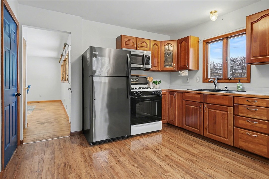 29 Amesbury Road Henrietta, NY 14623 - Photo 8 of 30