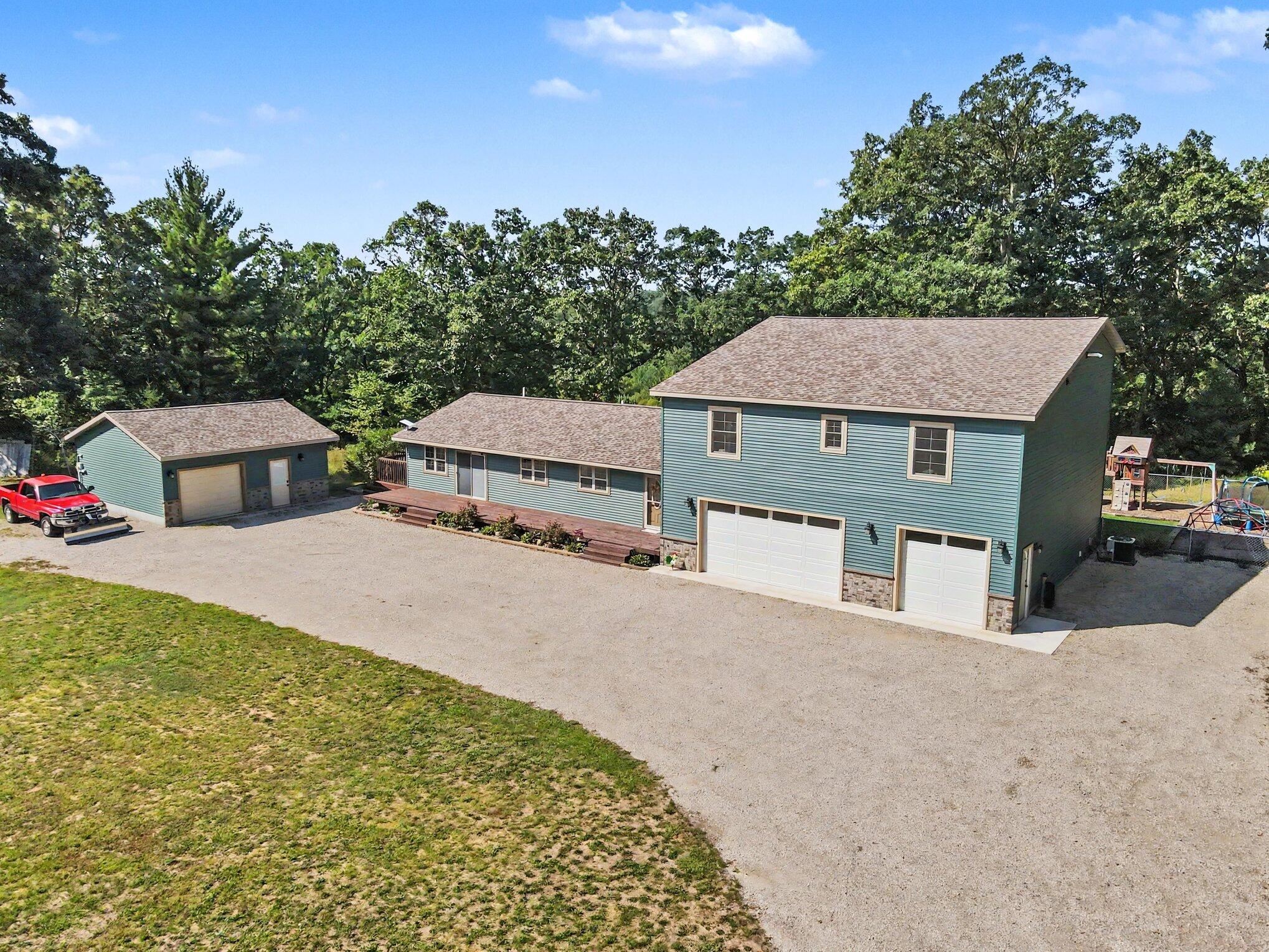 685 Brooks Road North Muskegon, MI 49442 - Photo 5 of 44 033_file_6330