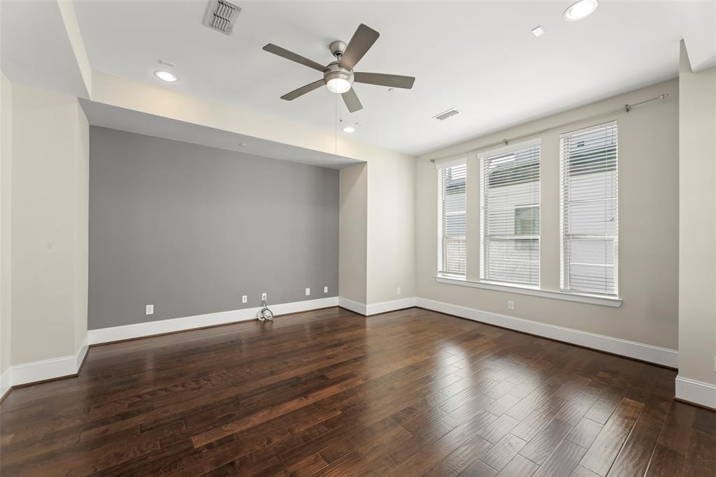 5469 Larkin Street, Unit 9 Houston, TX 77007 - Photo 15 of 38 Gallery Image 15