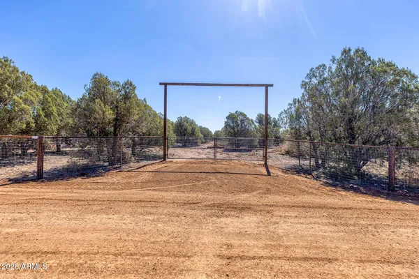 $260,000 | 0 Aubri Lane, Unit B, Show Low, AZ 85901