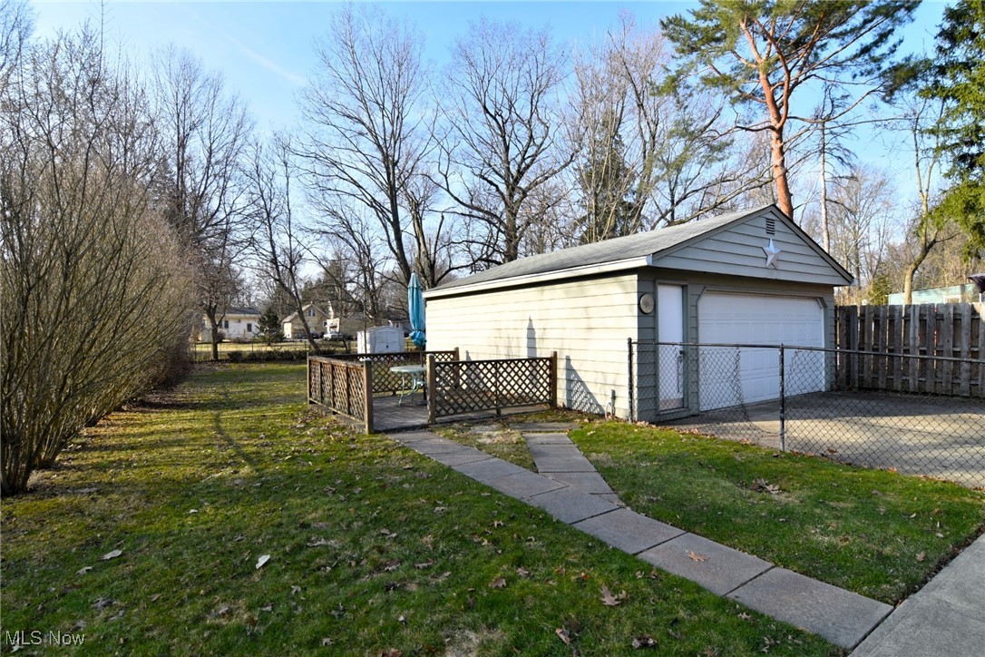 4546 East Berwald Road Cleveland, OH 44121 - Photo 30 of 34