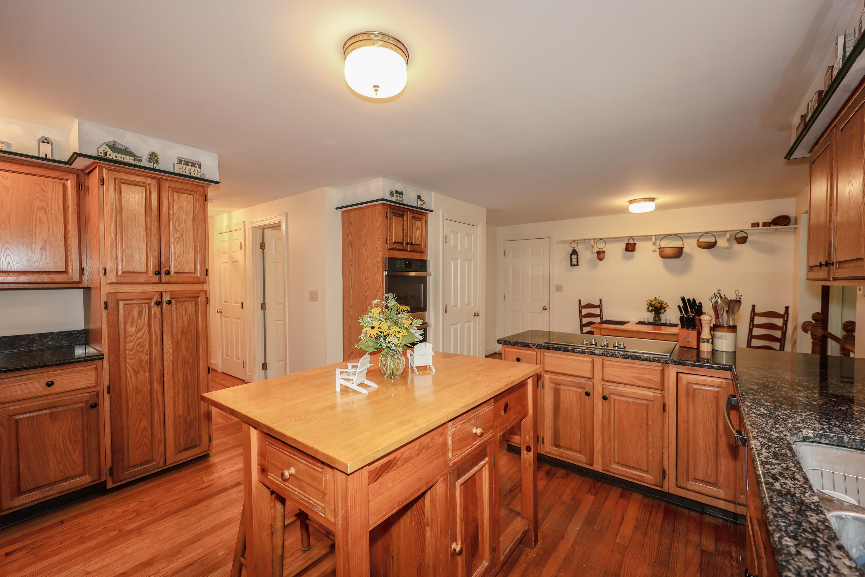 1 Benaiah Littlefield Road Kennebunk, ME 04043 - Photo 15 of 68 Kitchen