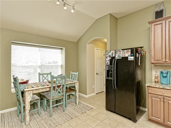 $2,100 | 116 Barn Owl Loop, Leander, TX 78641