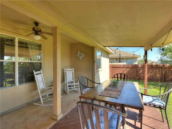 $2,100 | 116 Barn Owl Loop, Leander, TX 78641