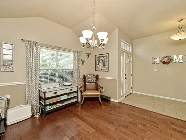 $2,100 | 116 Barn Owl Loop, Leander, TX 78641