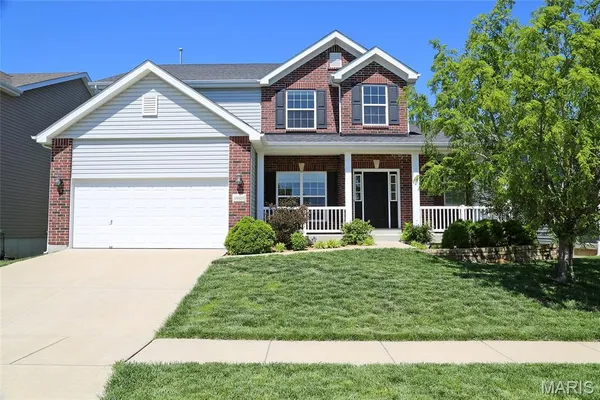 $575,000 | 10925 Clydesdale Manors Court, St. Louis, MO 63123