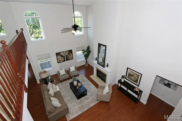 $575,000 | 10925 Clydesdale Manors Court, St. Louis, MO 63123