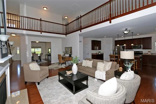 $575,000 | 10925 Clydesdale Manors Court, St. Louis, MO 63123