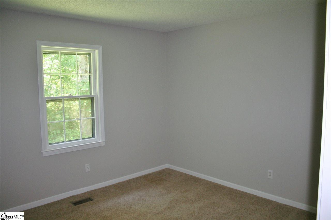 159 Callaham Acres Road Liberty, SC 29657 - Photo 14 of 21