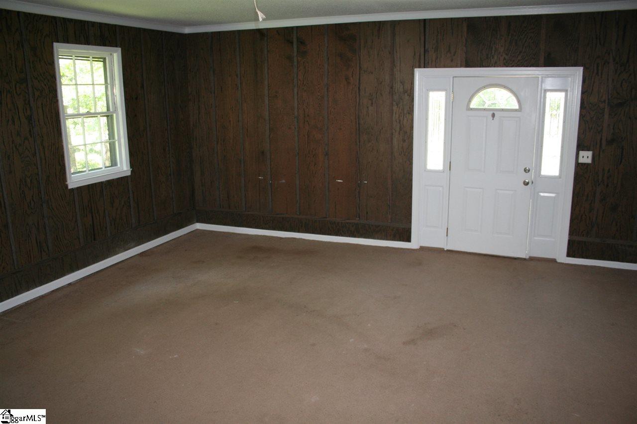159 Callaham Acres Road Liberty, SC 29657 - Photo 3 of 21