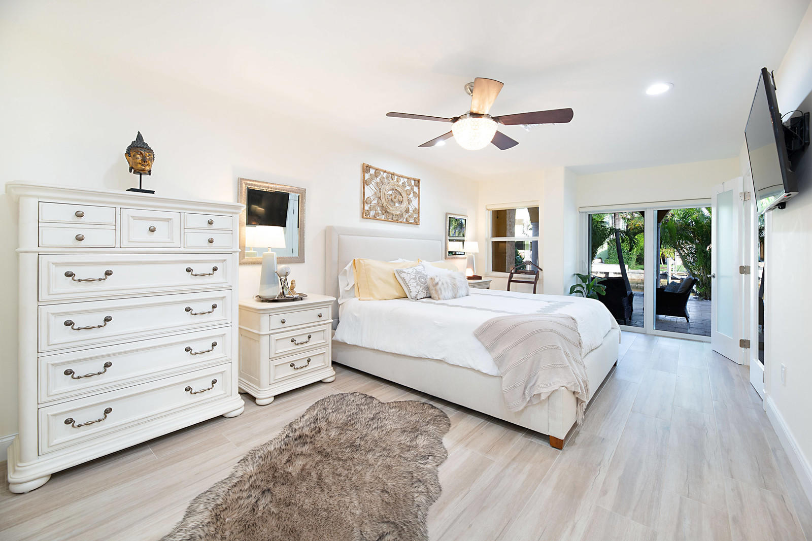 5598 Northeast 7th Avenue Boca Raton, FL 33487 - Photo 15 of 27 15