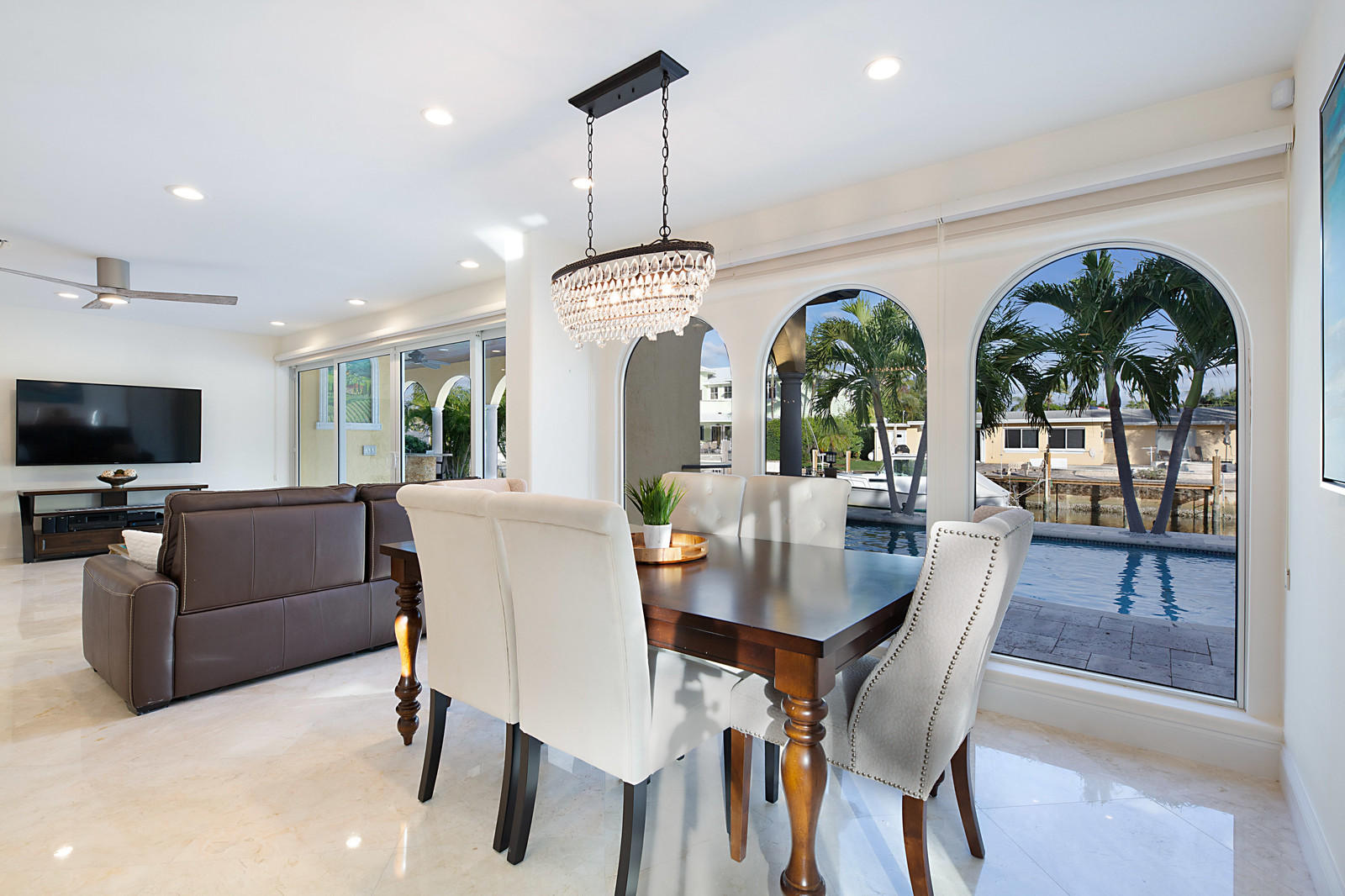 5598 Northeast 7th Avenue Boca Raton, FL 33487 - Photo 7 of 27 7