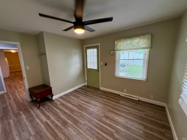 $199,900 | 1212 North Wildwood Lane, Muncie, IN 47304