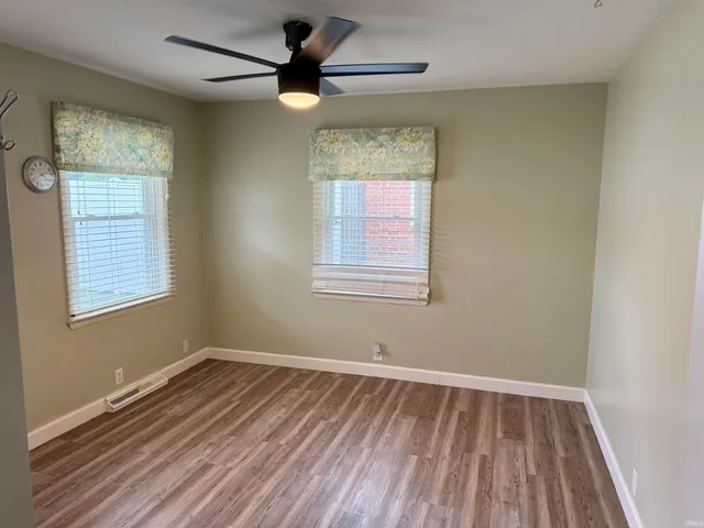 $199,900 | 1212 North Wildwood Lane, Muncie, IN 47304