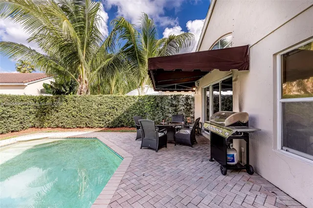 a living room filled with furniture