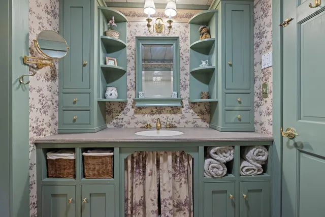 $950,000 | 34 Midsomer Meadows Lane, Barnard, VT 05091