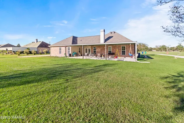 $348,000 | 240 Canino Road, Rayne, LA 70578