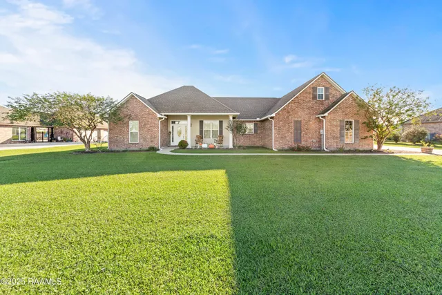 $348,000 | 240 Canino Road, Rayne, LA 70578