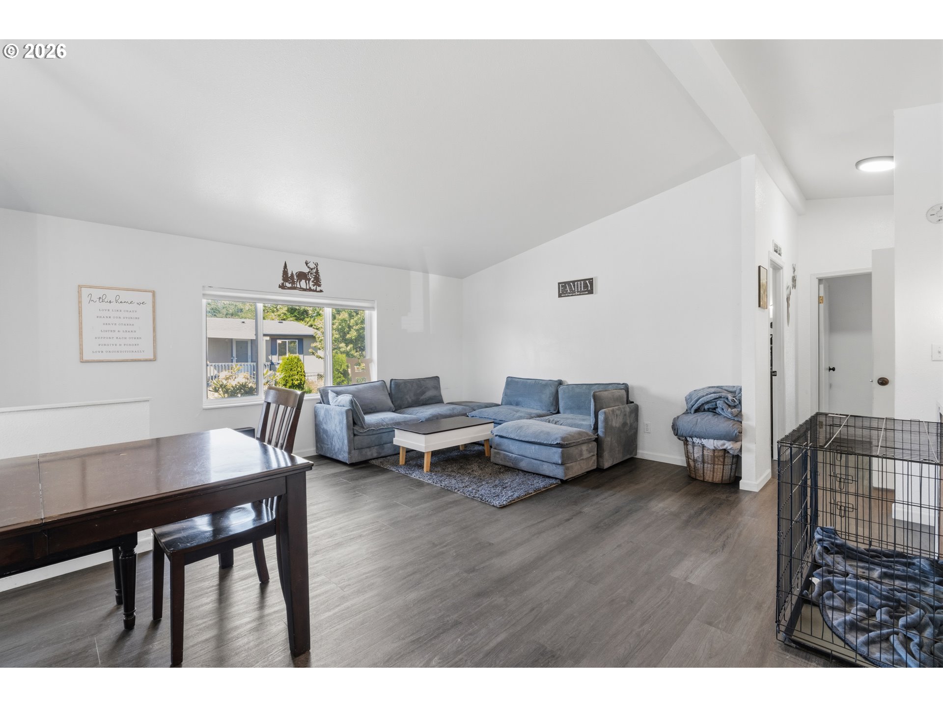 2151 Three Lakes Road Southeast Albany, OR 97322 - Photo 14 of 25 a living room with furniture and wooden floor