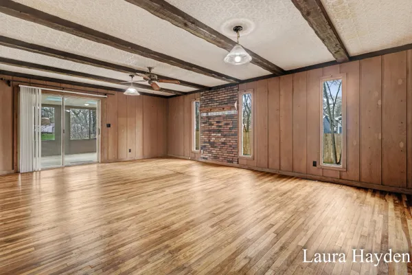$309,900 | 350 Mill Street, Saranac, MI 48881