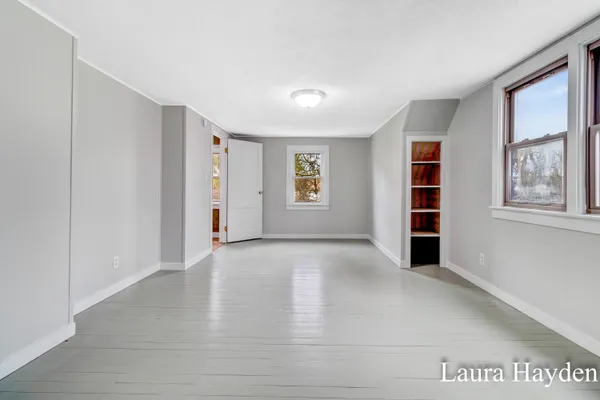 $309,900 | 350 Mill Street, Saranac, MI 48881