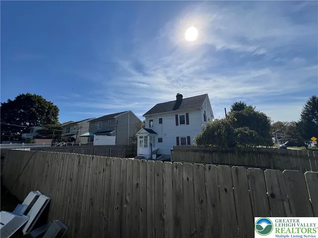 $375,000 | 135 West Wabash Street, Allentown, PA 18103