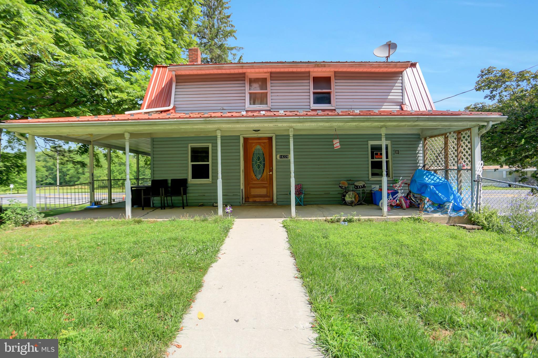 14229 Old Rte 16 Waynesboro, PA 17268 - Photo 2 of 30 Gallery Image 2