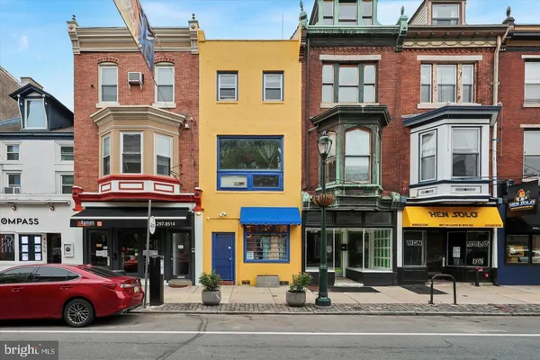 $1,750 | 4355 Main Street, Unit 2, Philadelphia, PA 19127