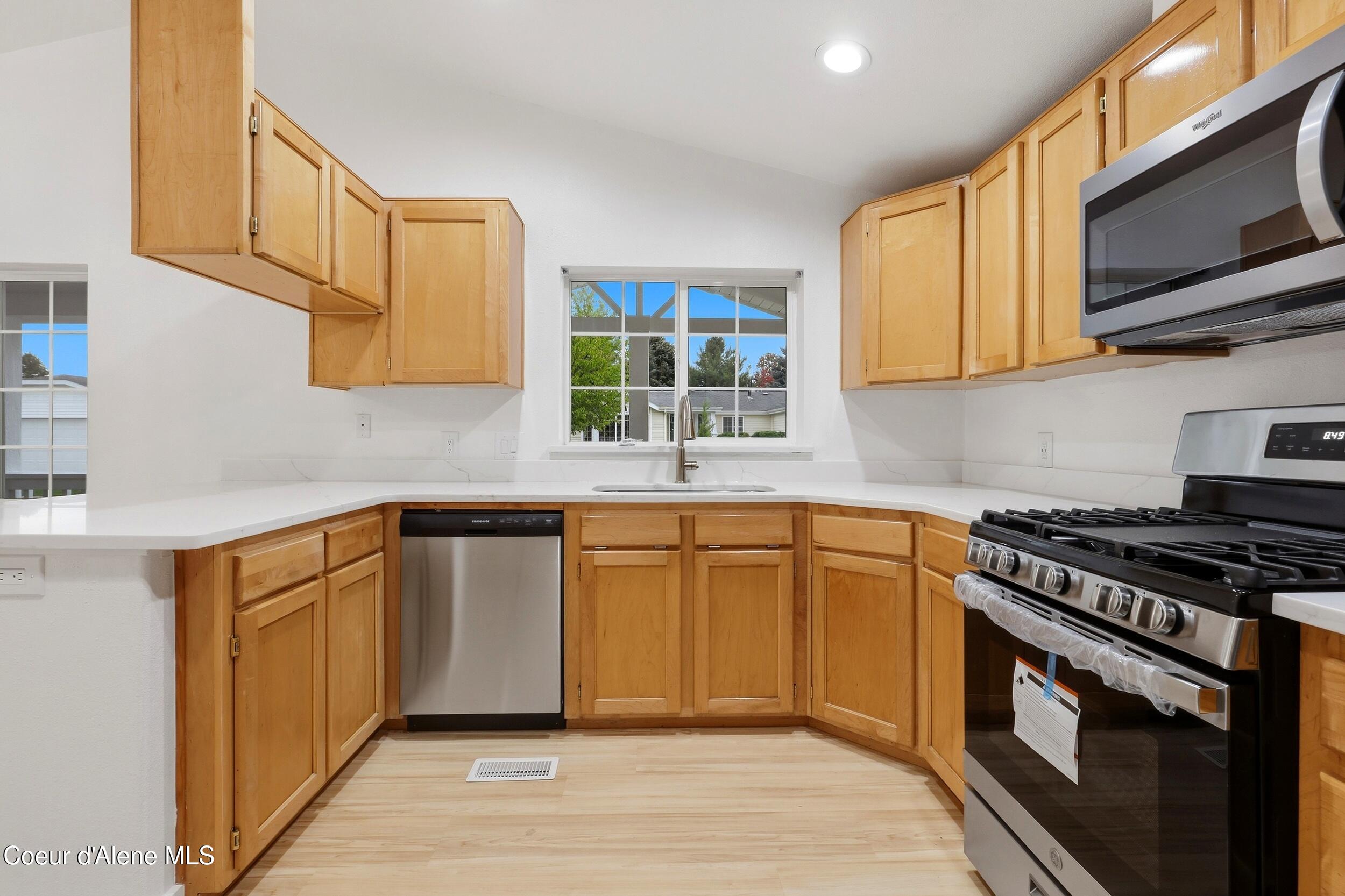1816 Bounty Loop Hayden, ID 83835 - Photo 12 of 33 Kitchen 1