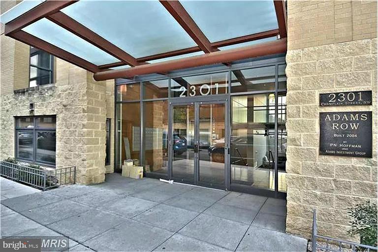 2301 Champlain Street Northwest, Unit T08 Washington, DC 20009 - Photo 2 of 13