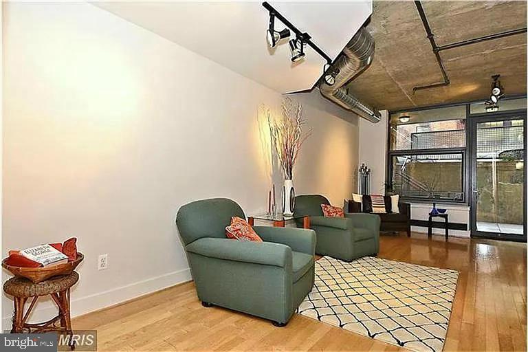 2301 Champlain Street Northwest, Unit T08 Washington, DC 20009 - Photo 6 of 13