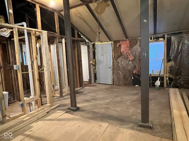 $44,000 | 467 Dawson Street, Columbus, IN 47201